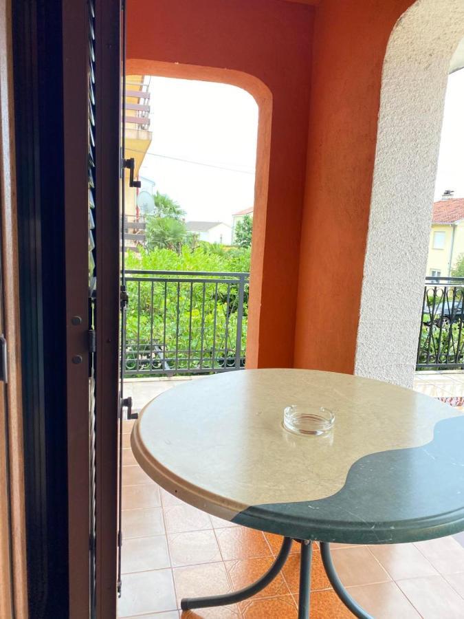 Apartmani Jelena Crikvenica Esterno foto